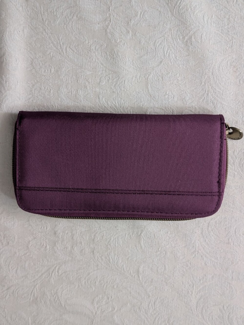 Travelon Zipper Wallet - Purple